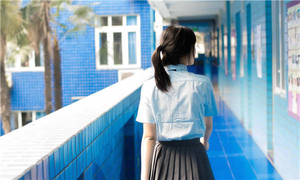 镇雄如何找到一个可以帮助我生孩子的女人？